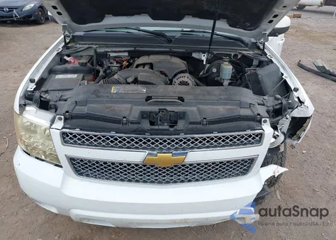 2008 Chevrolet Tahoe Lt z USA, uszkodzony, nr VIN 1GNFK130X8J164343